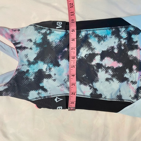 Lululemon Girls Ivivva Tank - Picture 5 of 7